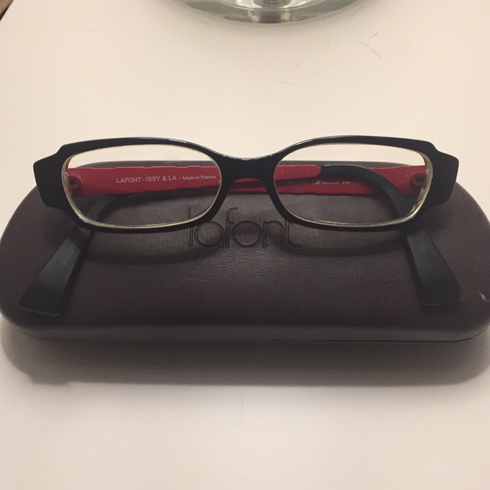 LaFont Issy & LA ‘Chelsea’ eyeglasses